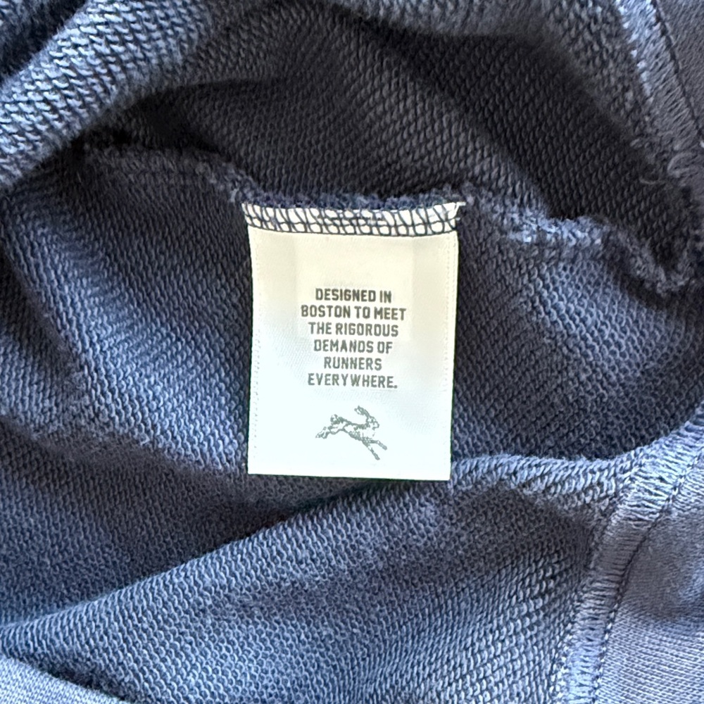 Tracksmith women’s Trackhouse Midweight crew - Picture 3 of 5